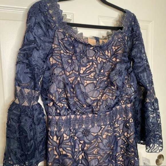 NWT Tadashi Shoji Navy Blue Nude Lace Off The Shoulder Maxi Dress Gown Size 10 - Picture 3 of 12